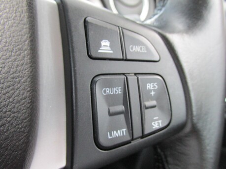 Suzuki Vitara SZ-T BOOSTERJET MHEV 19