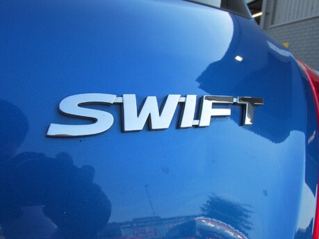 Suzuki Swift SZ3 9