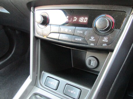 Suzuki SX4 S-Cross MOTION BOOSTERJET MHEV 21