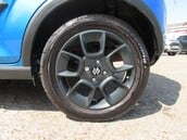 Suzuki Ignis SZ-T DUALJET MHEV 11