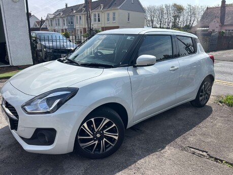 Suzuki Swift SZ5 DUALJET MHEV
