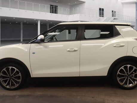 SsangYong Tivoli ELX 6