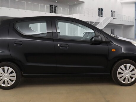 Suzuki Alto SZ3 4