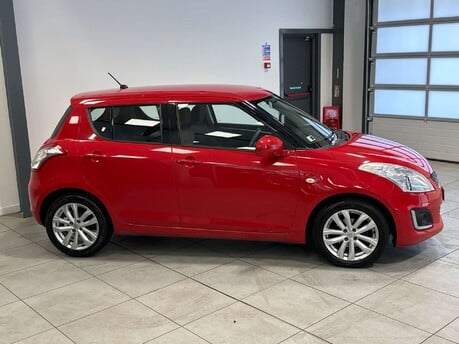 Suzuki Swift SZ3 6