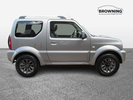 Suzuki Jimny SZ4 5