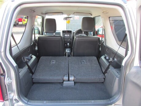 Suzuki Jimny SZ4 18