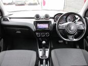 Suzuki Swift SZ5 DUALJET MHEV 11