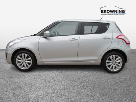 Suzuki Swift SZ4 5