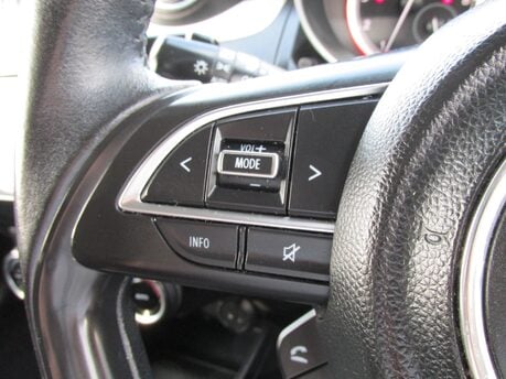 Suzuki Swift SZ5 BOOSTERJET SHVS MHEV 14
