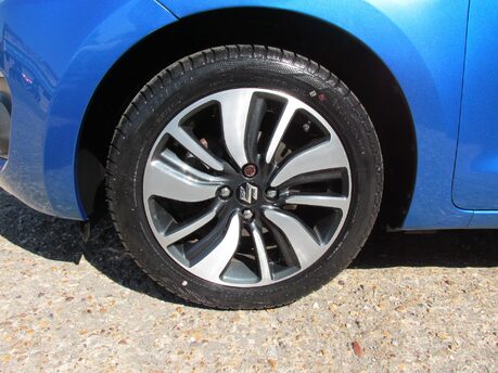 Suzuki Swift SZ5 BOOSTERJET SHVS MHEV 10
