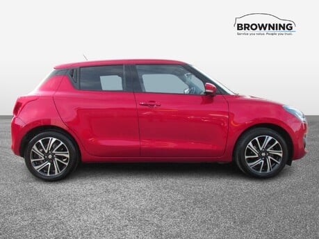 Suzuki Swift SZ5 DUALJET MHEV 4