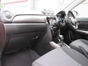 Suzuki Vitara SZ-T MHEV 16