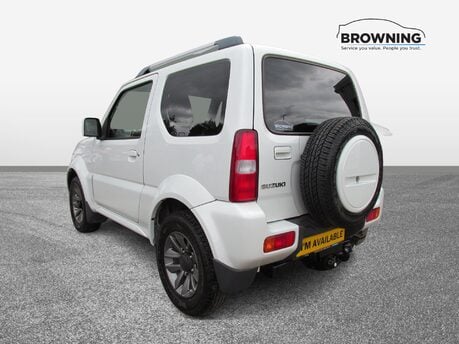 Suzuki Jimny SZ4 5
