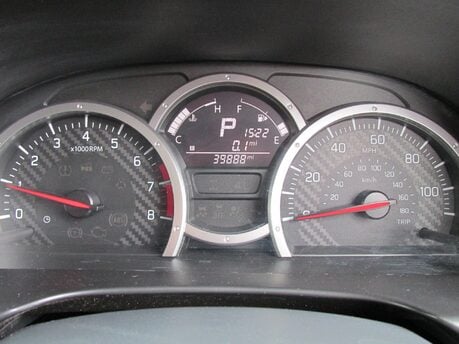 Suzuki Jimny SZ4 15