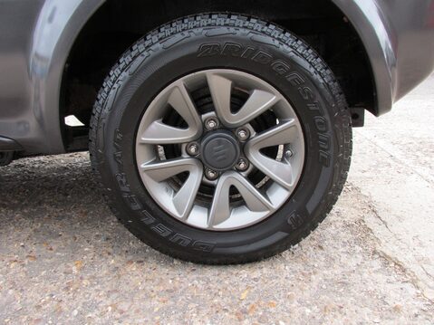 Suzuki Jimny SZ4 14