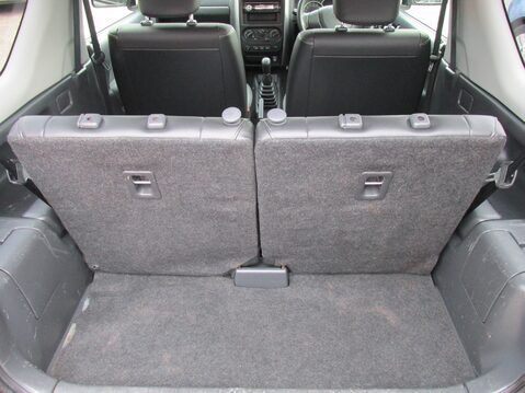 Suzuki Jimny SZ4 9