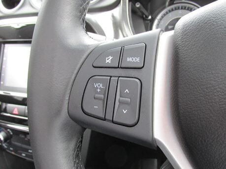 Suzuki Vitara SZ5 BOOSTERJET ALLGRIP MHEV 19