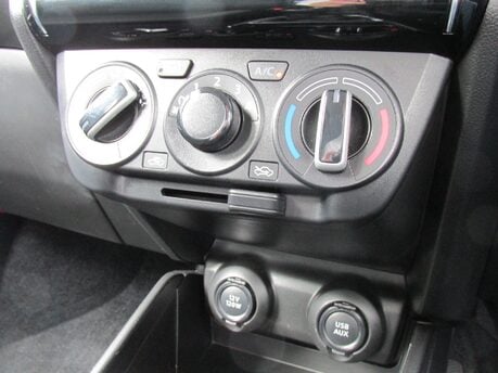 Suzuki Swift SZ-T DUALJET SHVS MHEV 20