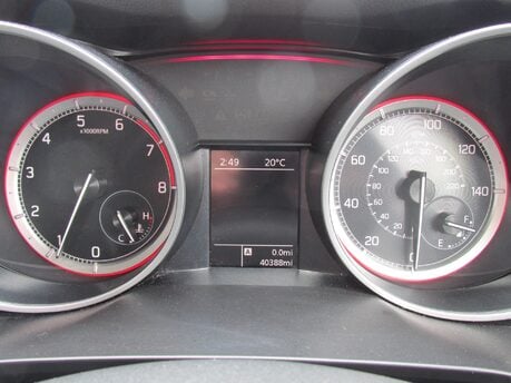 Suzuki Swift SZ-T DUALJET SHVS MHEV 18