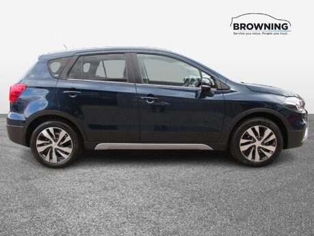 Suzuki SX4 S-Cross SZ5 BOOSTERJET MHEV 4