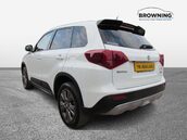 Suzuki Vitara SZ-T BOOSTERJET MHEV 8