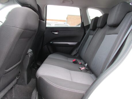 Suzuki Vitara SZ-T BOOSTERJET MHEV 16