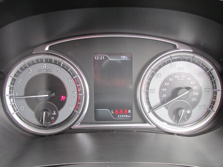 Suzuki Vitara SZ-T BOOSTERJET MHEV 17