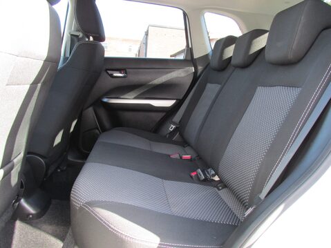 Suzuki Vitara SZ-T 16