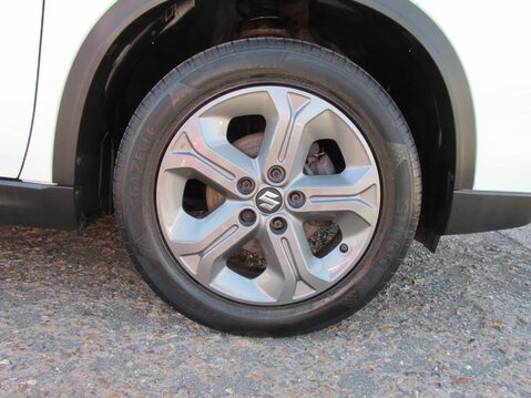 Suzuki Vitara SZ-T 9