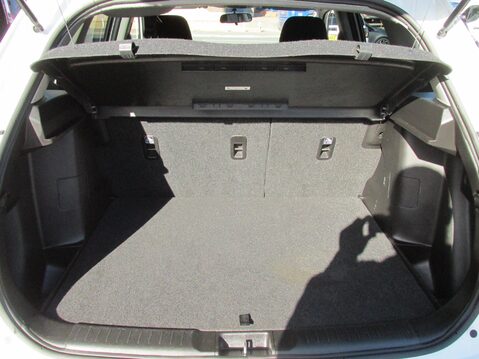 Suzuki Vitara SZ-T 13