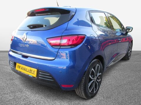 Renault Clio PLAY TCE 8