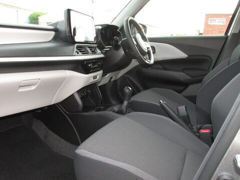 Suzuki Swift MOTION 15