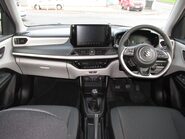 Suzuki Swift MOTION 14