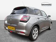 Suzuki Swift MOTION 6