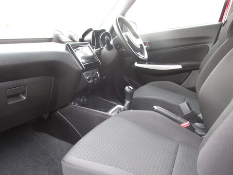 Suzuki Swift SZ-L DUALJET MHEV 14