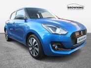 Suzuki Swift SZ5 BOOSTERJET SHVS MHEV 1