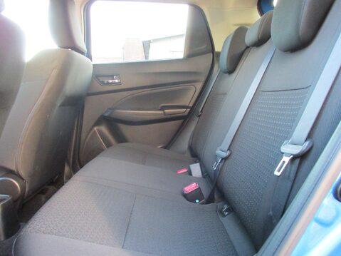 Suzuki Swift SZ5 BOOSTERJET SHVS MHEV 12