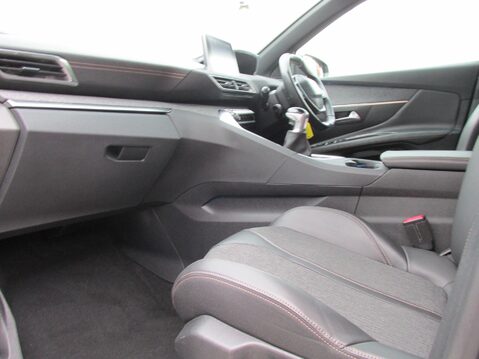 Peugeot 3008 BLUEHDI S/S GT LINE 13