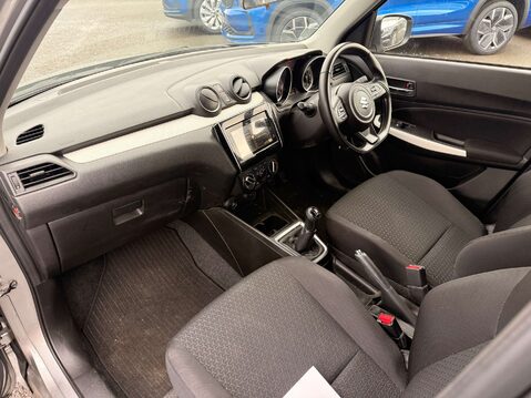 Suzuki Swift SZ-L DUALJET MHEV 5