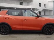 SsangYong Tivoli LE 6