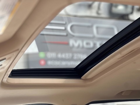 Cadillac Escalade 6.2 V8 Sport Luxury 4WD 5dr 6