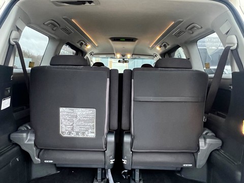 Toyota Alphard V6 3.5 4WD 8 SEATS 19