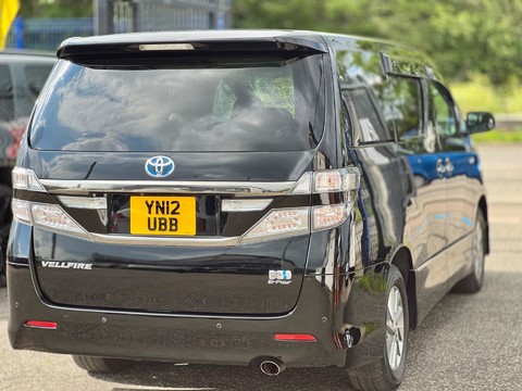 Toyota Vellfire ZR G HYBRID 7 SEATER 24