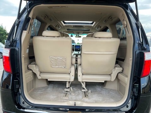 Toyota Alphard 350G L PACKAGE 4WD 3.5 V6 BUSINESS CLASS 29