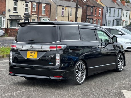 Nissan Elgrand 350S+HIGHWAY STAR+URBAN CHROME+S/ROOF+ 3