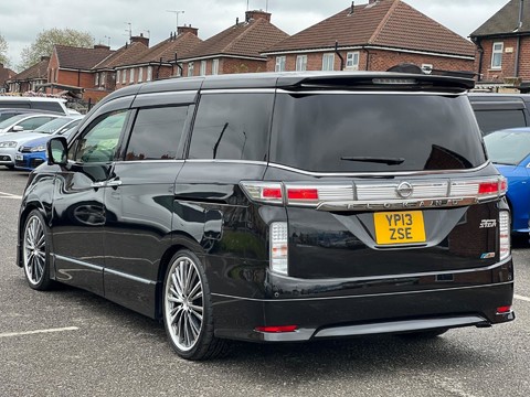 Nissan Elgrand 350S+HIGHWAY STAR+URBAN CHROME+S/ROOF+ 6