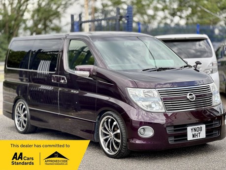 Nissan Elgrand 250 HIGHWAY STAR BLACK LEATHER ED+4B+WOW