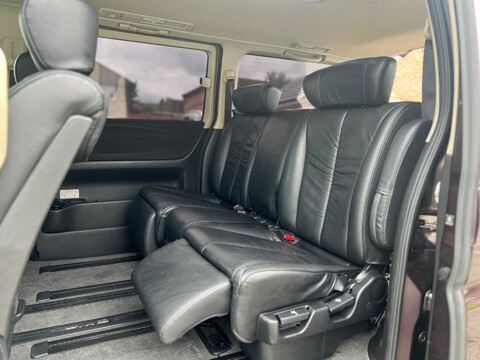 Nissan Elgrand 250 HIGHWAY STAR BLACK LEATHER ED+4B+WOW 13