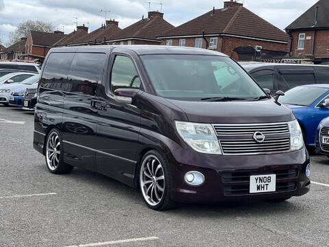 Nissan Elgrand 250 HIGHWAY STAR BLACK LEATHER ED+4B+WOW 18