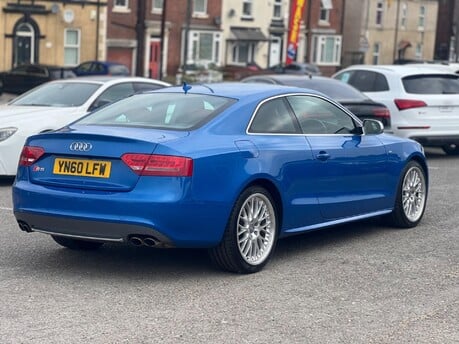 Audi S5 4.2 V8 Tiptronic quattro Euro 4 2dr 3